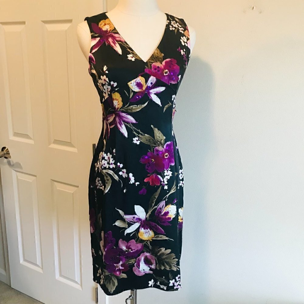 Papell Boutique Evening Black Silk Floral V Neck Dress  Size 4P